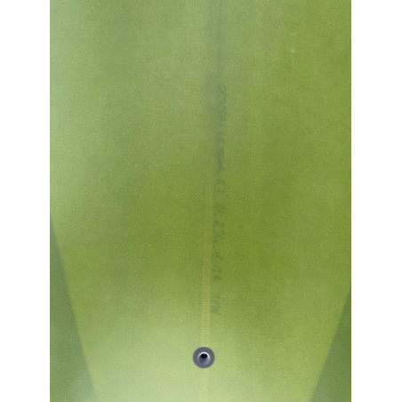 TRI PLANE HULL 6.07 TINTED RESIN em stock