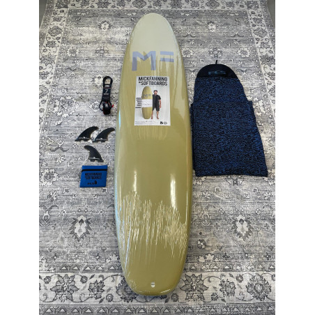 MOCHILA MICK FANNING BEASTIE 7.6 + COLDRE + TRELA 8