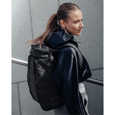 DB Journey Hugger Backpack 20L Black Out