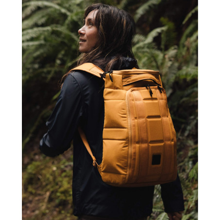 DB Journey Hugger Backpack 20L Brown