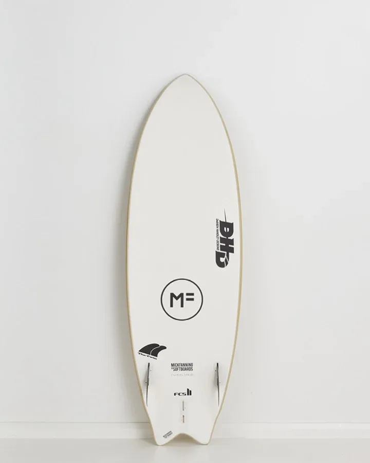 Mick Fanning X DHD TWIN 2022 | Singlequiver.com